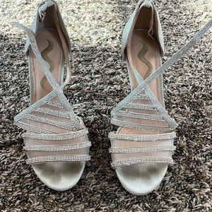 Size 9 Silver Heels